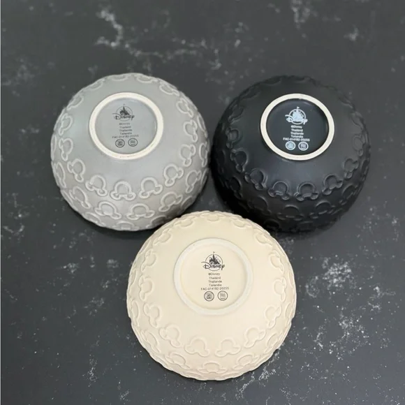 Disney Homestead Small Bowls set of 3 - Picture 3 of 4